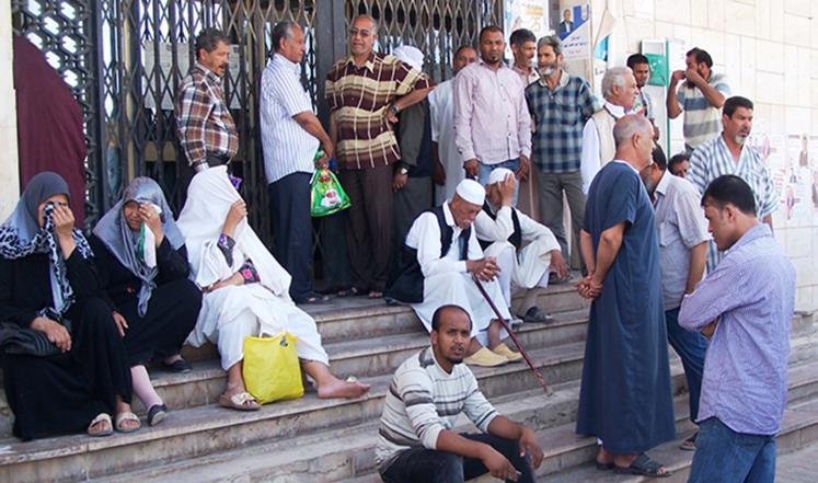 رحلة فتحية الليبية في الأسواق.. الجيب “ضنين بما فيه”